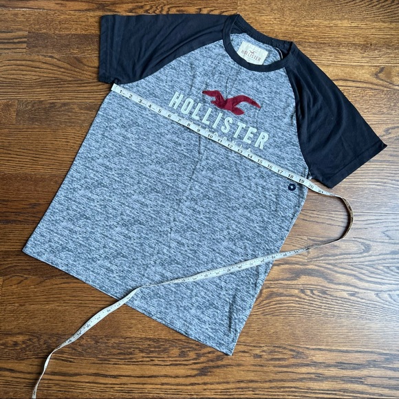 NWOT Hollister graphic logo raglan tee - Picture 6 of 8